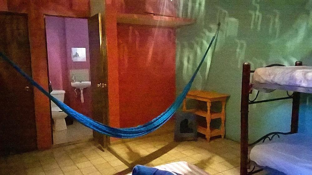 Mayan Hostel Канкун Экстерьер фото