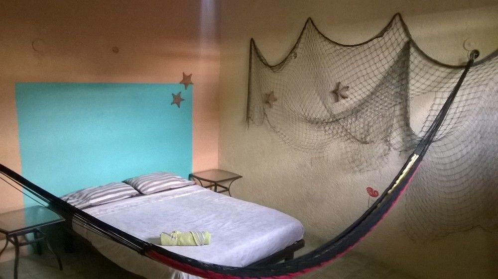 Mayan Hostel Канкун Экстерьер фото