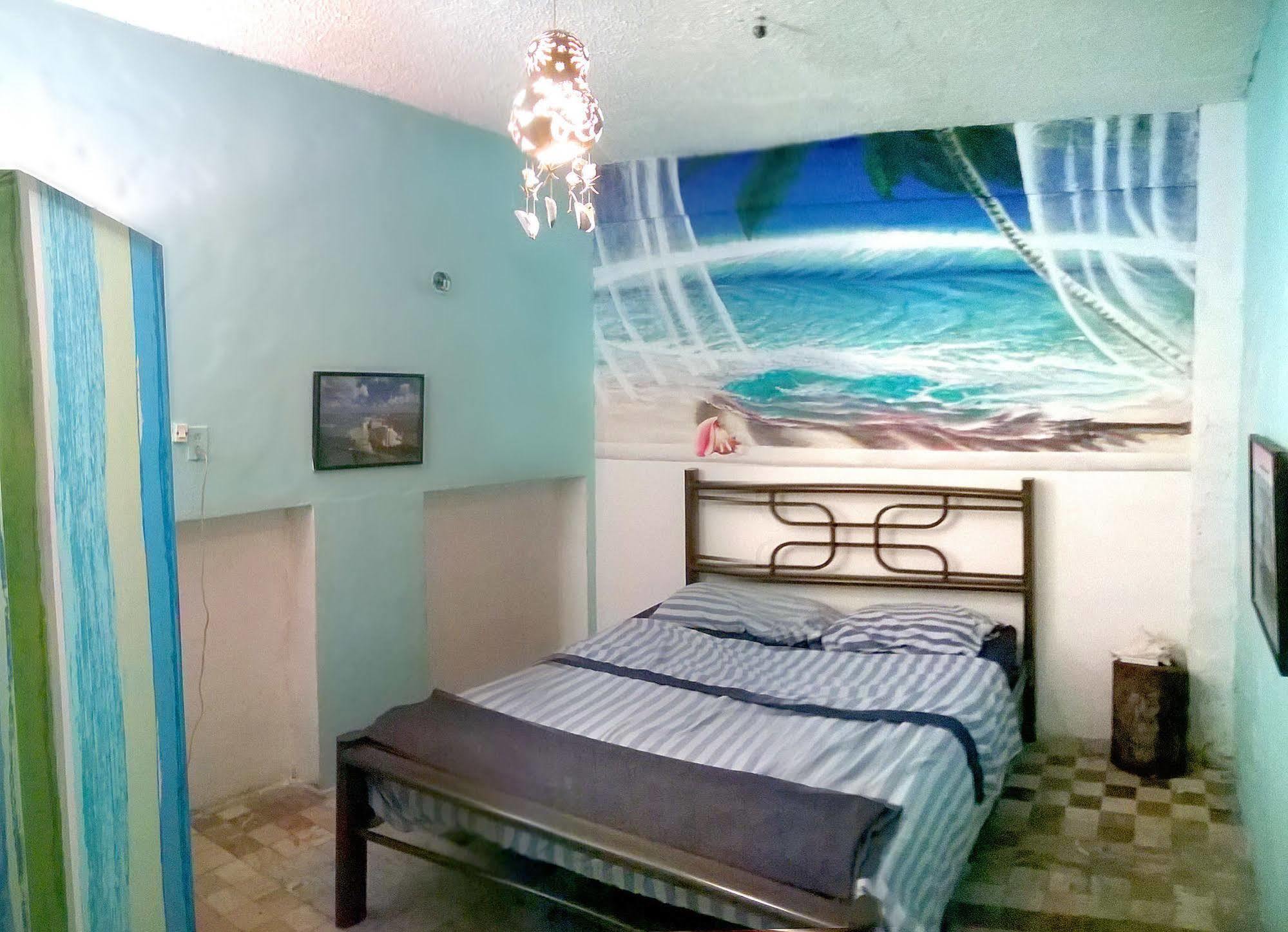 Mayan Hostel Канкун Экстерьер фото