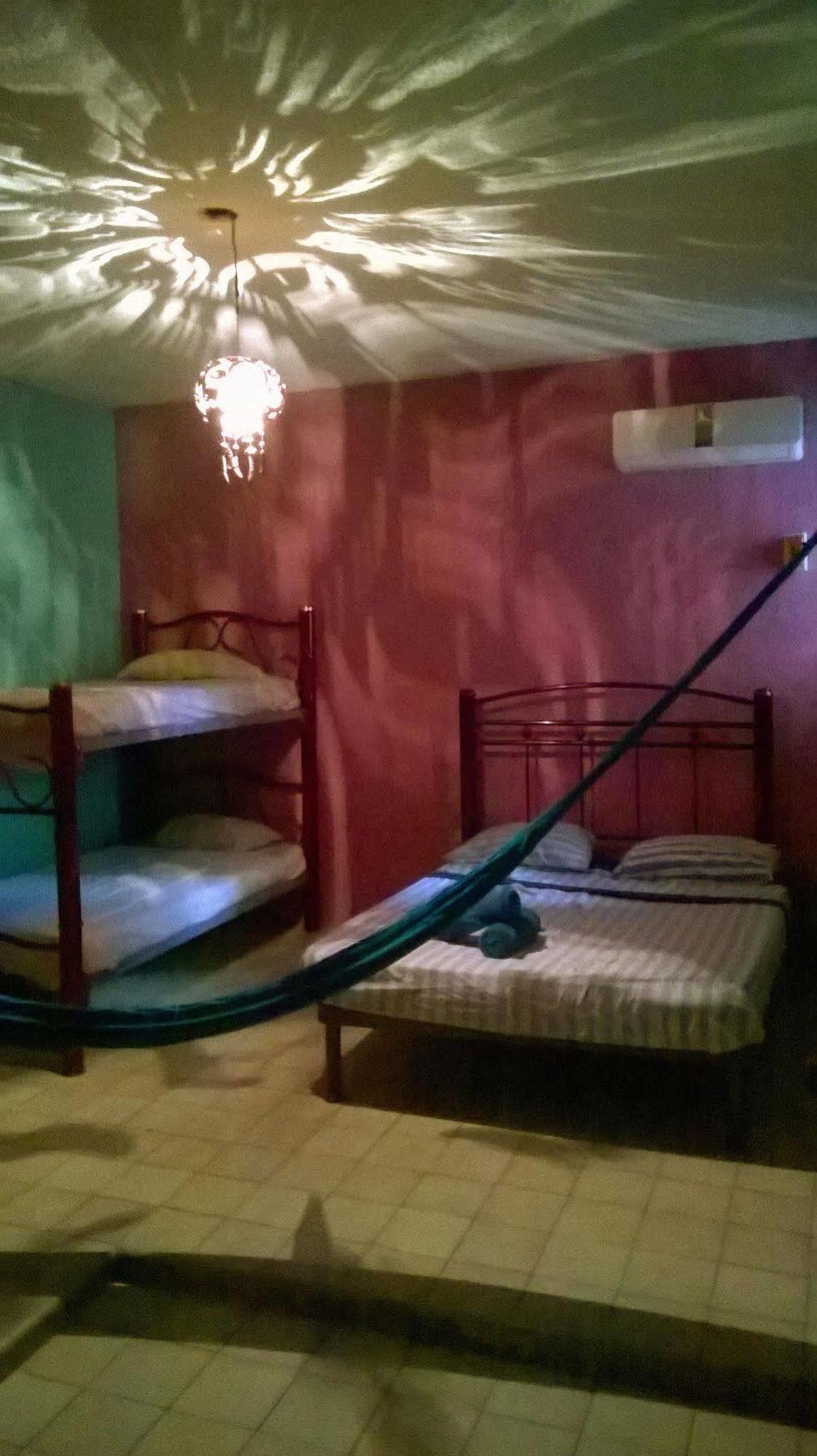 Mayan Hostel Канкун Экстерьер фото