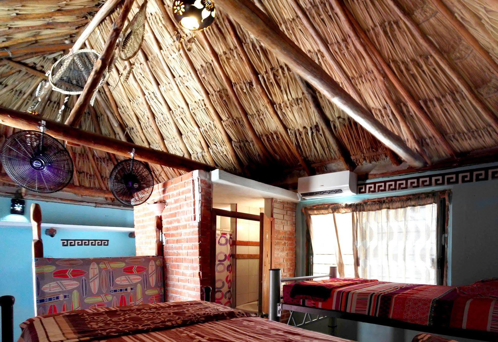 Mayan Hostel Канкун Экстерьер фото