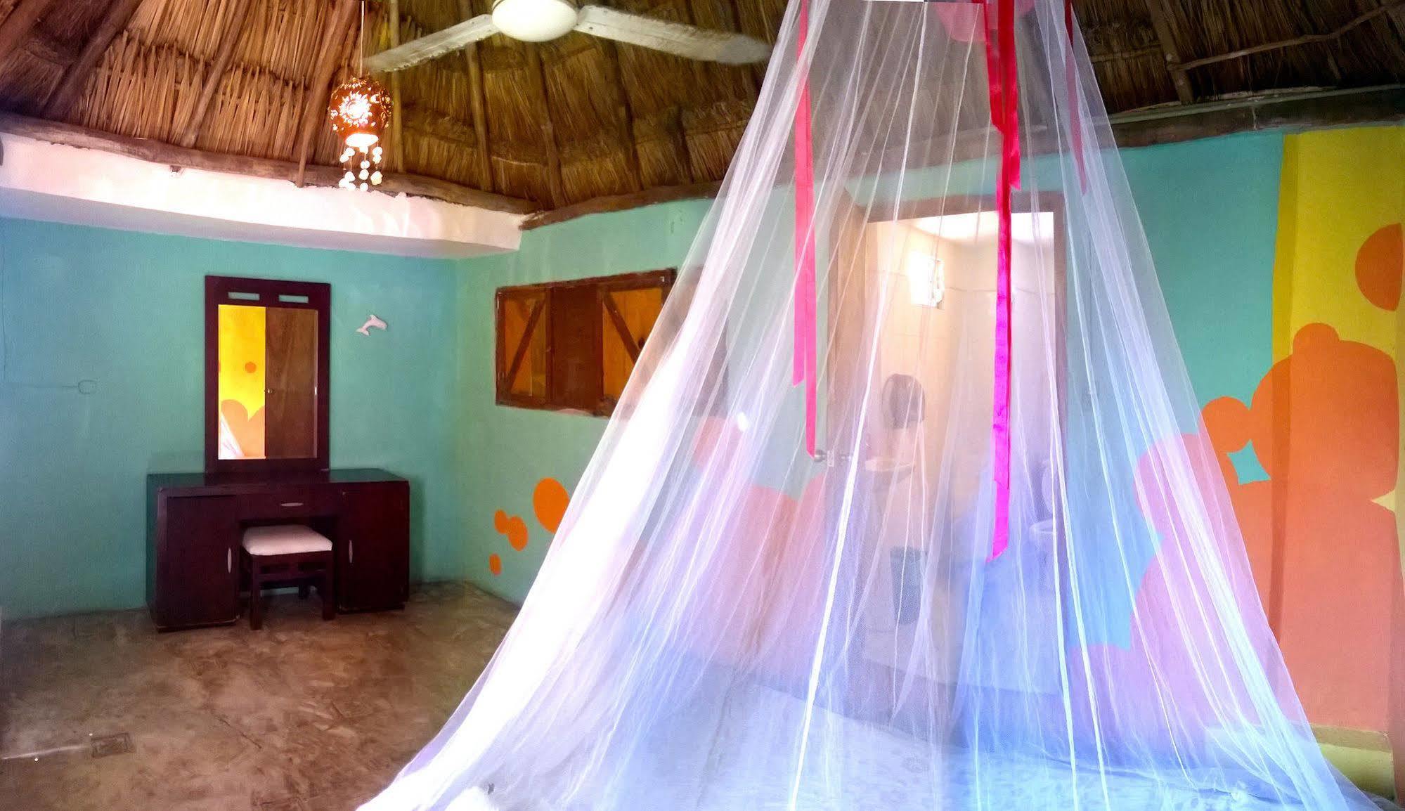 Mayan Hostel Канкун Экстерьер фото